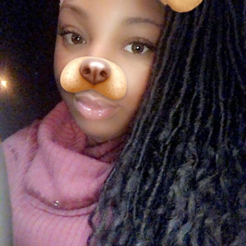 Meet your Posher, Nakaesha